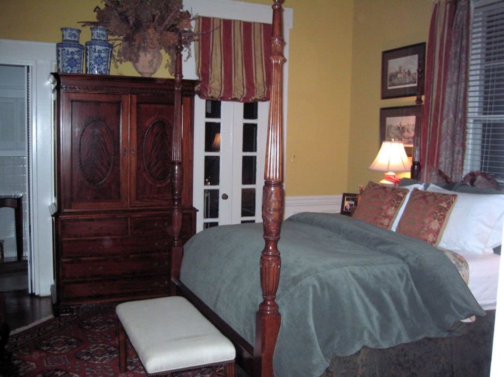 Belle Oaks Inn Gonzales Eksteriør billede